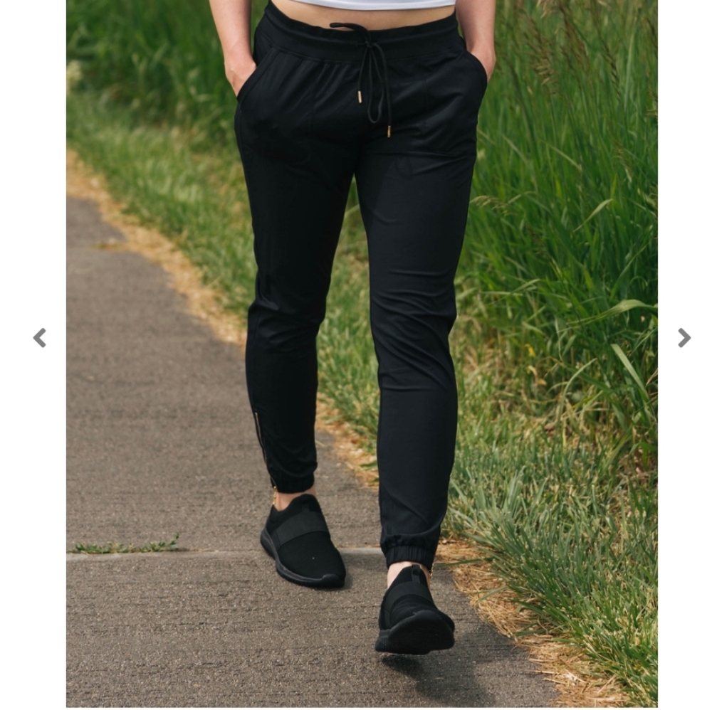 Zyia Black Peak Zipper Joggers